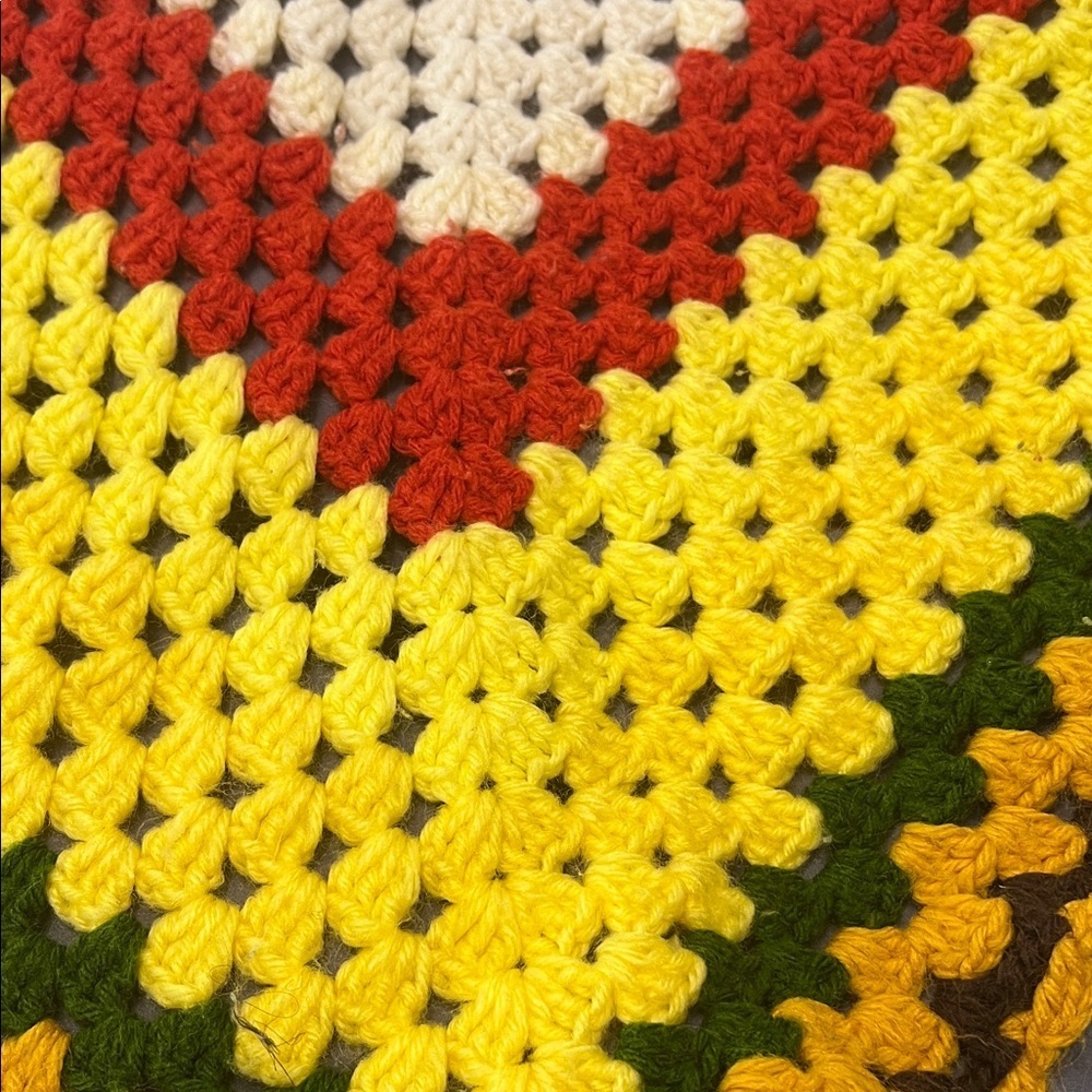 Colorful Crochet Blanket - Picture 4 of 12